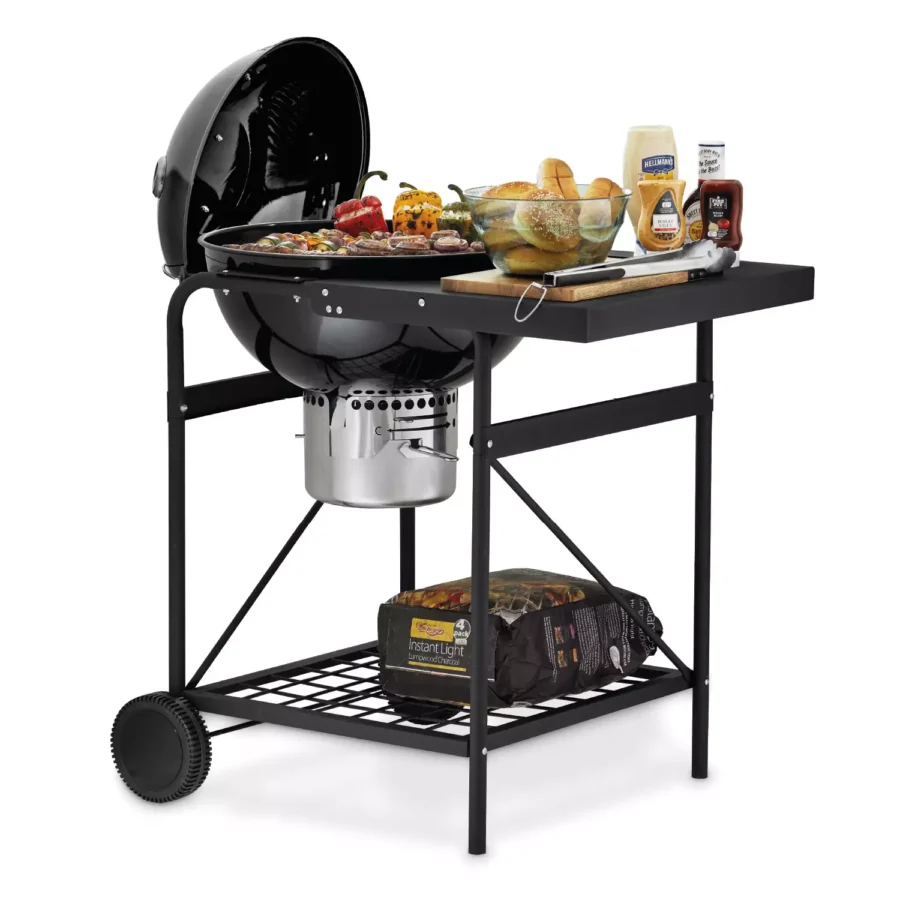 Kettle bbq grill with side table