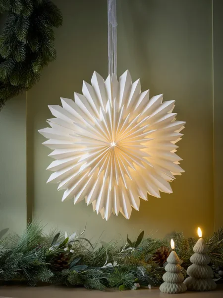 Light up paper snowflake